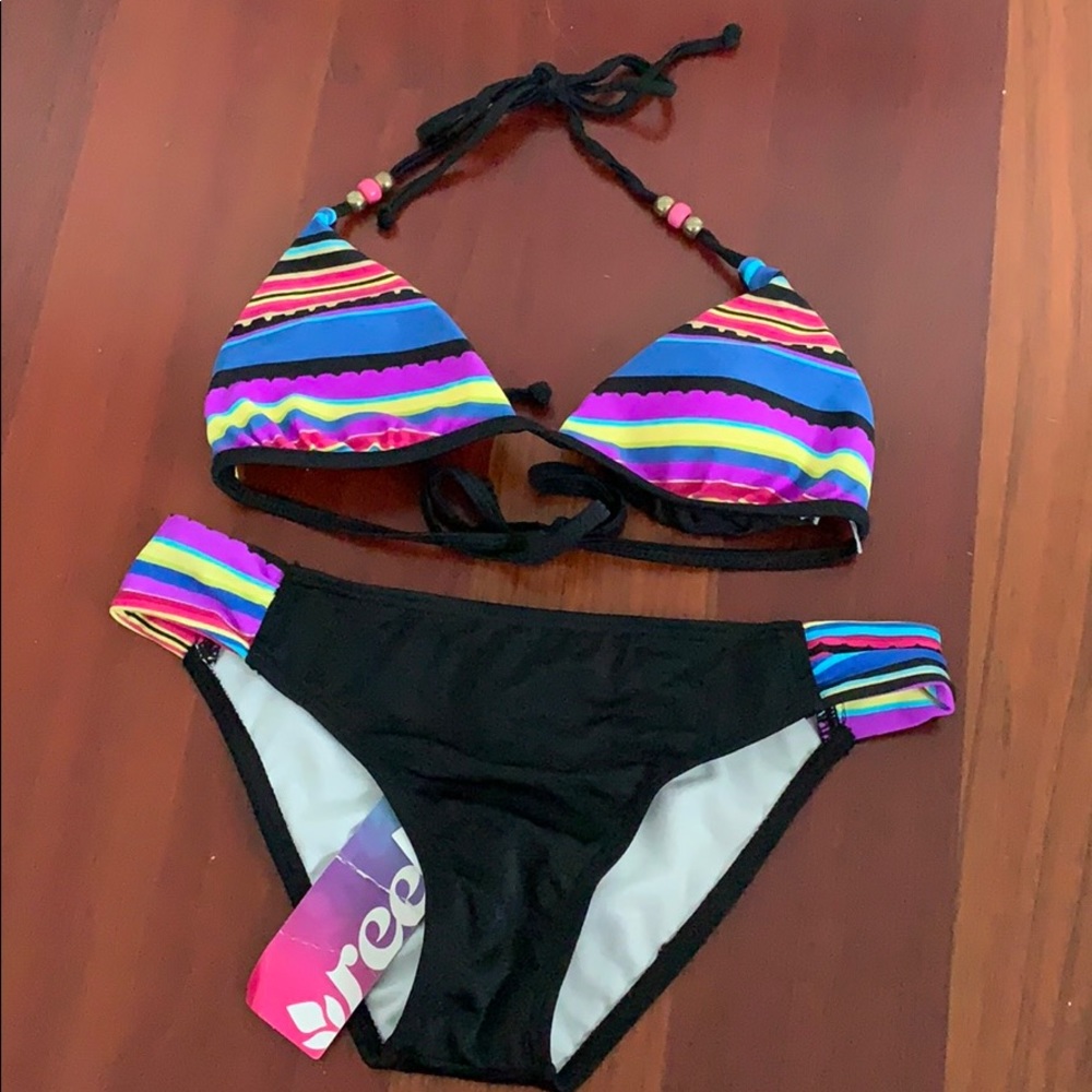 Bikini - image 1